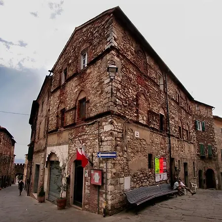 Borgo Apartment *