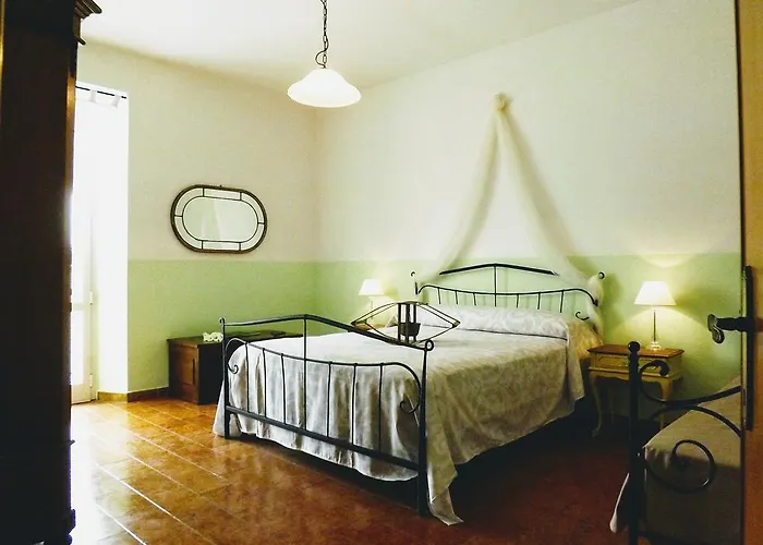 Borgo *