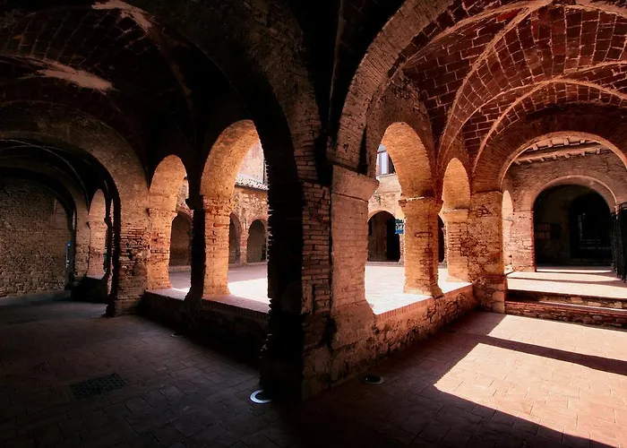 Borgo *